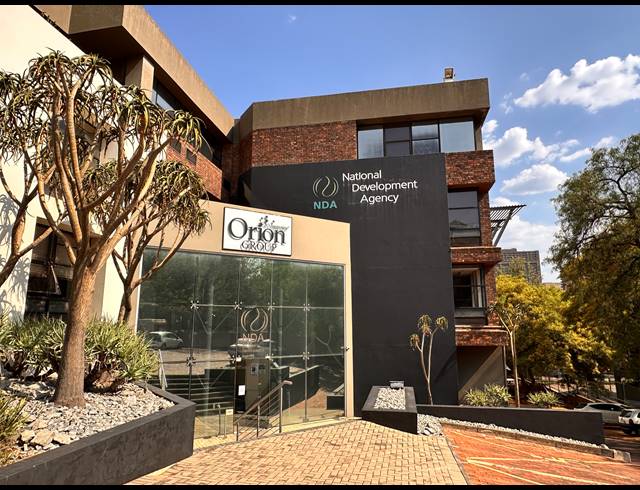 686M² OFFICE TO LET IN PARKTOWN